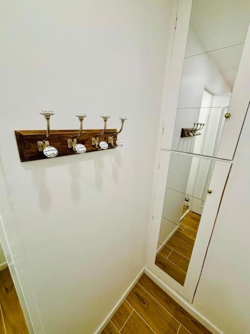 Joli Appartement Renove Incluant Parking A 10 Min De Paris Nanterre Zewnętrze zdjęcie